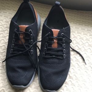 Men’s black and tan mesh casual shoes Johnston & Murphy.  Worn about 5x